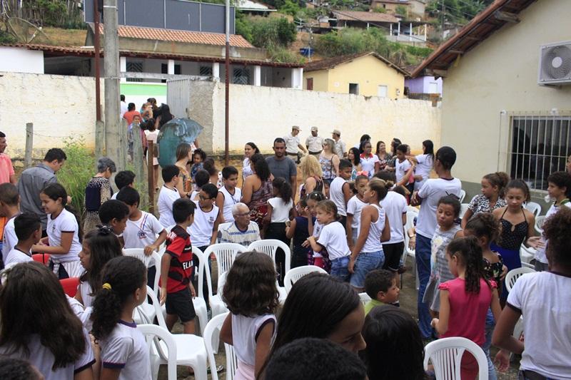 Medeiros Neto: Secretaria de Educação realiza aula inaugural do projeto CRIAF