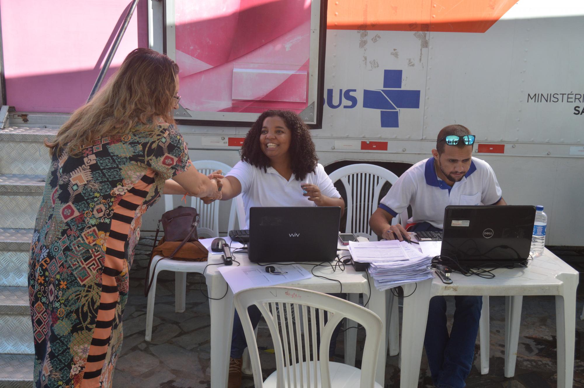 O Saúde sem Fronteiras - Rastreamento do Câncer de Mama está atendendo em Medeiros Neto