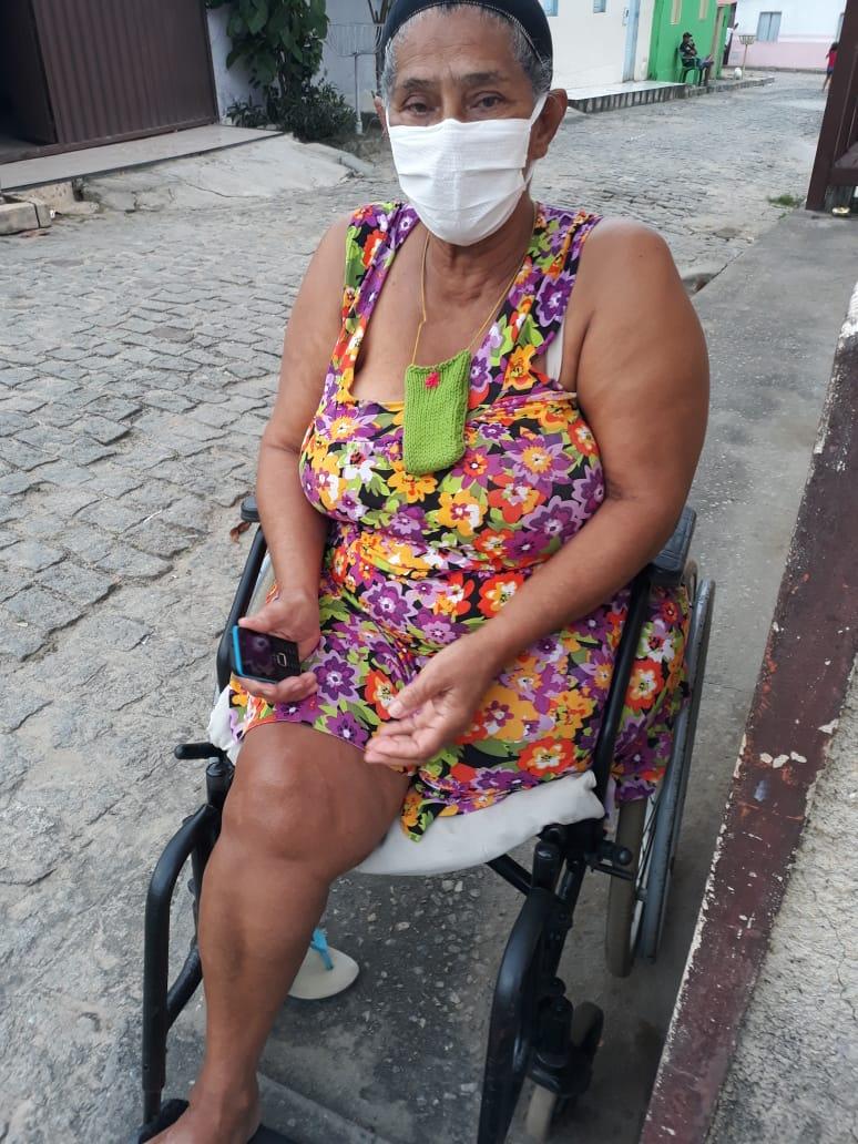 Moradora de Lajedão precisa de uma cadeira motorizada; amigos pedem ajuda