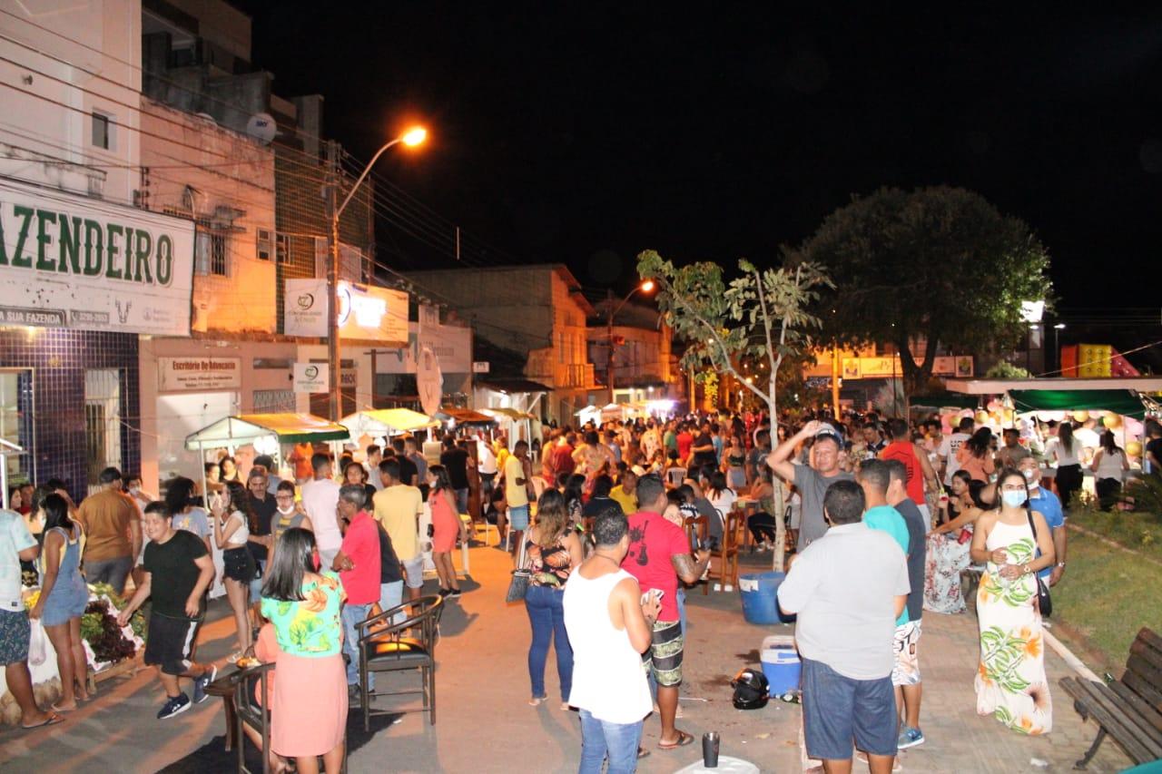 Primeiro dia do “Arte na Praça” surpreende com recorde de público. Hoje tem mais!