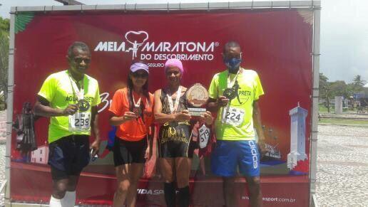 Itanhém: Atleta da Equipe Água Preta de Atletismo conquista primeiro lugar na Maratona do Descobrimento, em Porto Seguro.