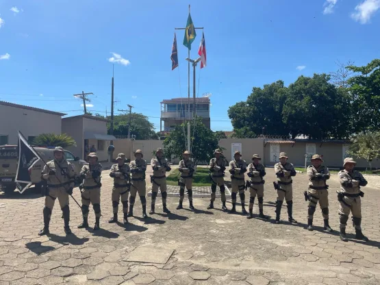 Polícia Militar da Bahia realiza formatura de novos motociclistas policiais em Medeiros Neto