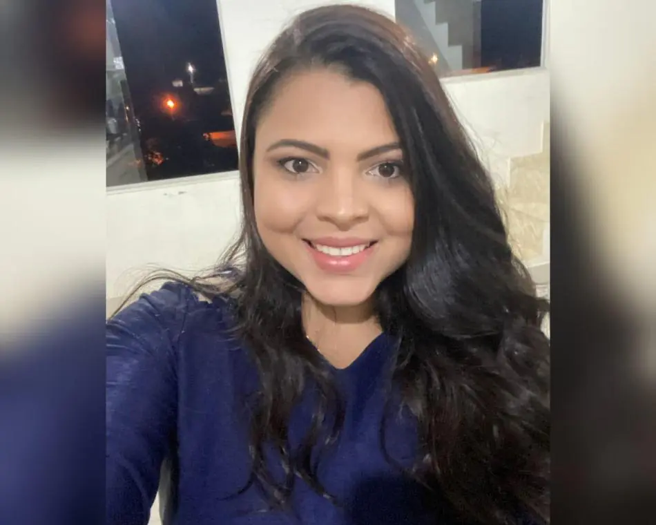 A advogada Nariana Fagundes A. Brito comemora 05 anos de atuação na cidade de Vereda