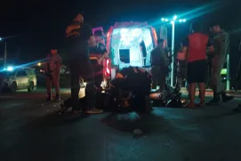 Acidente de trânsito em Medeiros Neto deixa motociclista ferido com fratura exposta