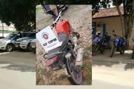 Adolescente suspeito de matar padrasto em Medeiros Neto é apreendido em Itamaraju com moto furtada