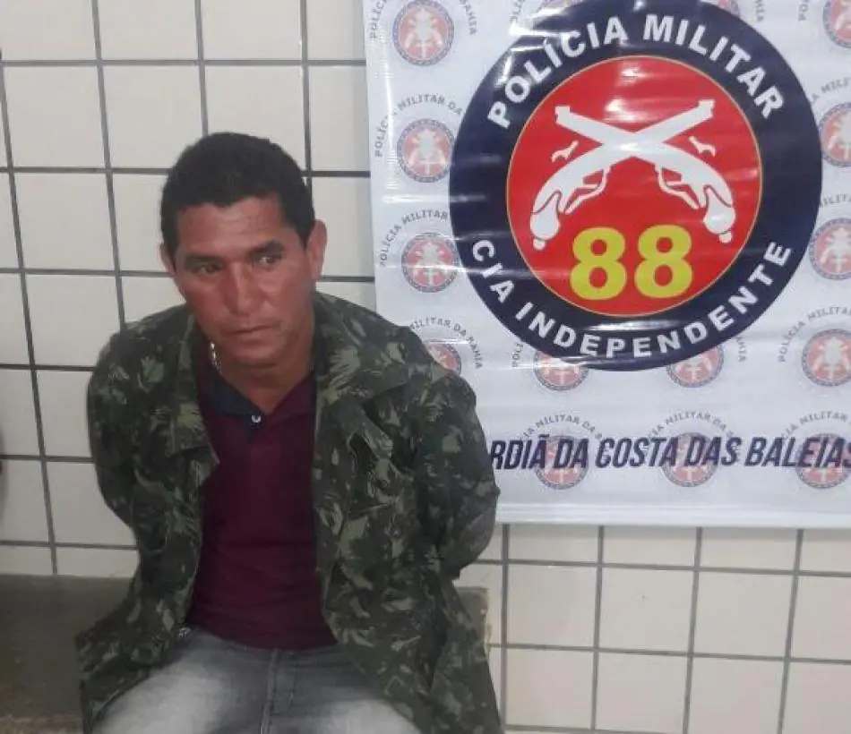 Policia Militar prende suspeito portando arma de fogo em festa