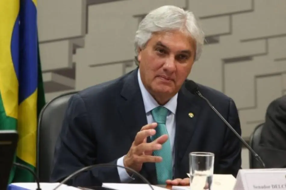 PF prende senador Delcídio Amaral, suspeito de atrapalhar Lava Jato