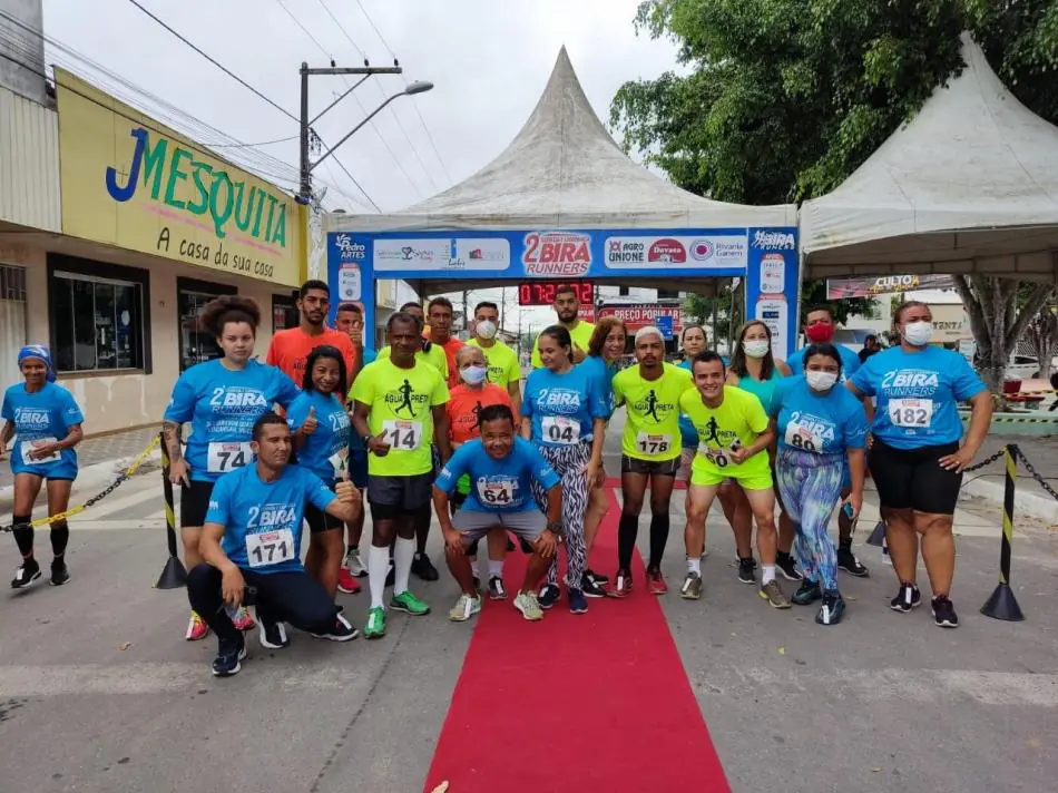 Equipe Água Preta de Atletismo de Itanhém conquista 10 pódios em Ibirapuã e ganha prêmio de segunda maior delegação da 2ª Bira Runners.