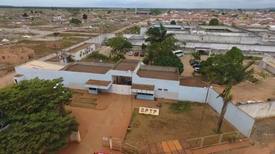 Homem consegue provar inocência após ser preso em Medeiros Neto no lugar do irmão