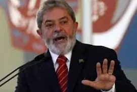 Lula fez tratamento sigiloso e controla novo câncer.