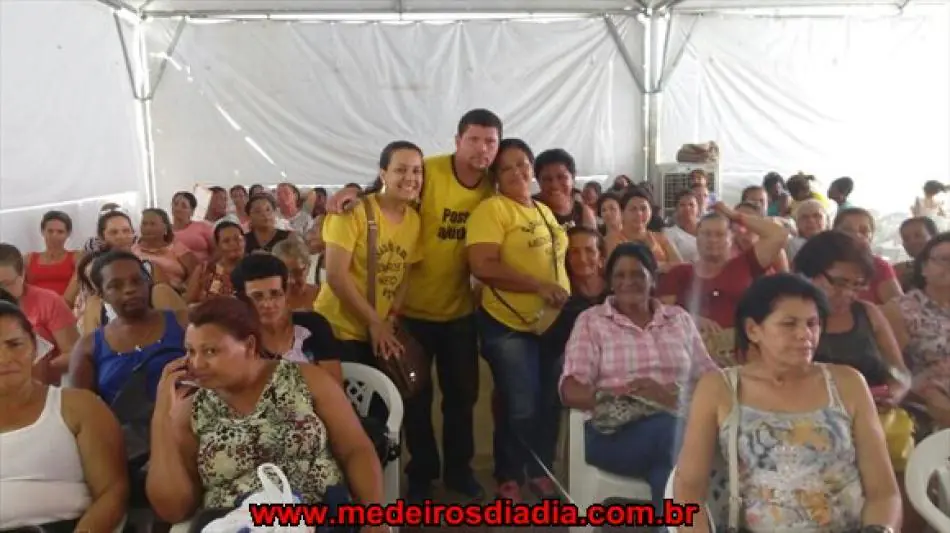 Secretaria de Saúde realizou 300 exames de prevenção ao câncer de mama.