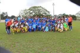 Apresentando oficialmente em Medeiros Neto a equipe de futebol solidário, União Master