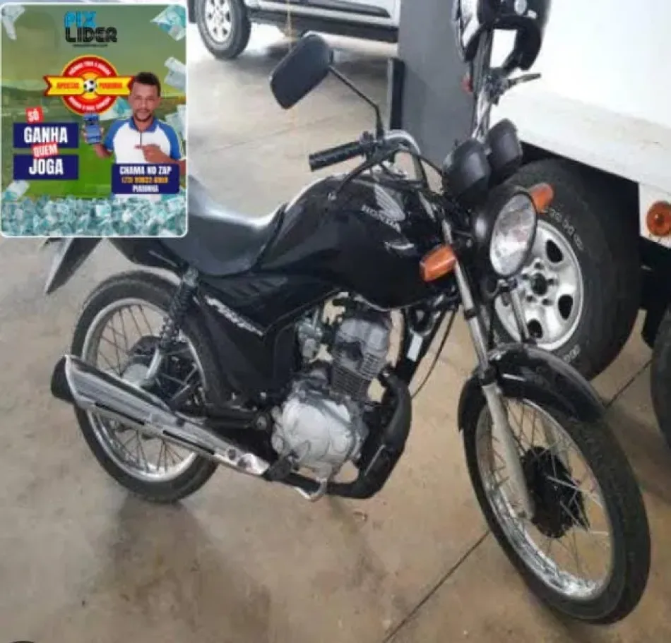 Piabinha tem motocicleta furtada na porta de casa, em Medeiros Neto