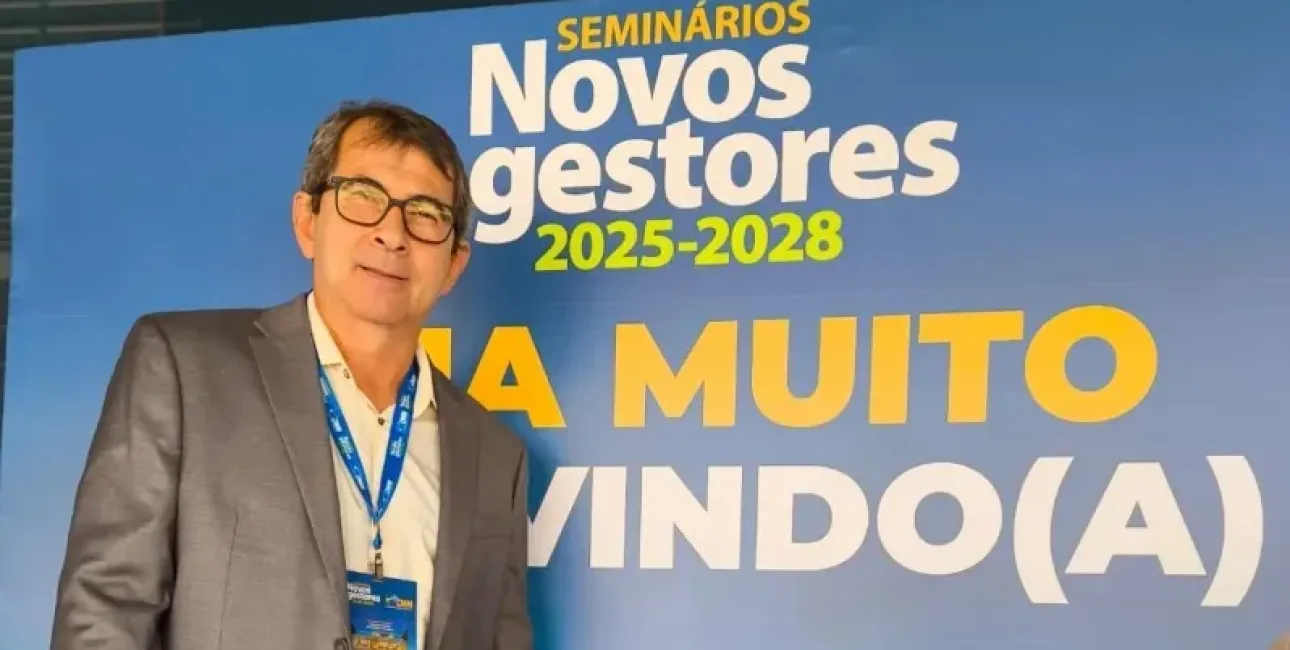 Prefeito eleito de Itanhém participa de Seminário Novos Gestores em Brasília