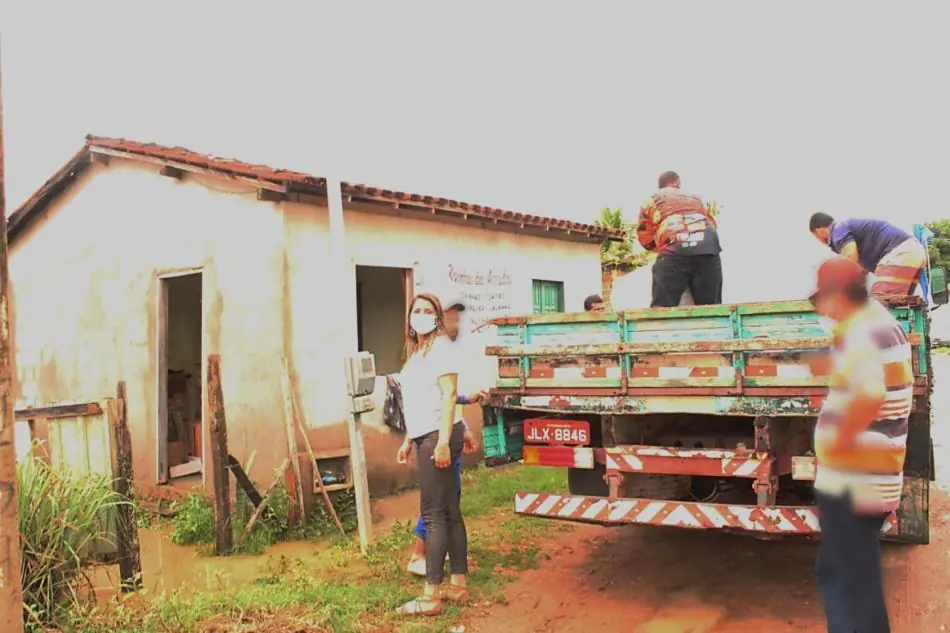 Prefeitura de Itanhém organiza mutirão para dar assistência às famílias afetadas pelas chuvas 