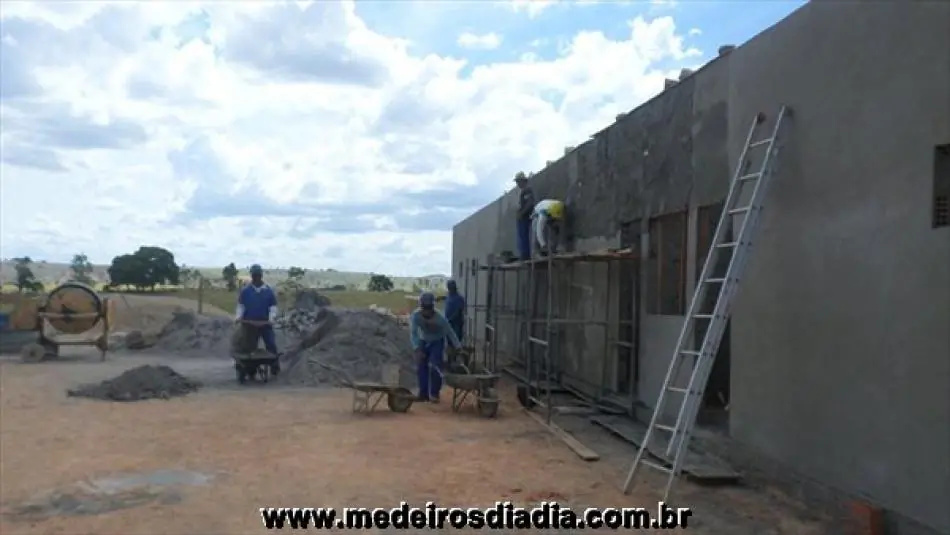 Obras do matadouro frigorífico de Itanhém seguem a todo vapor.