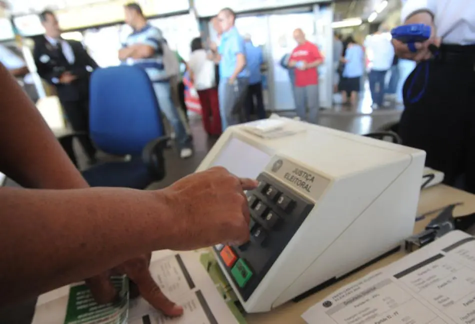 Por falta de dinheiro, eleições de 2016 serão manuais, informa TSE